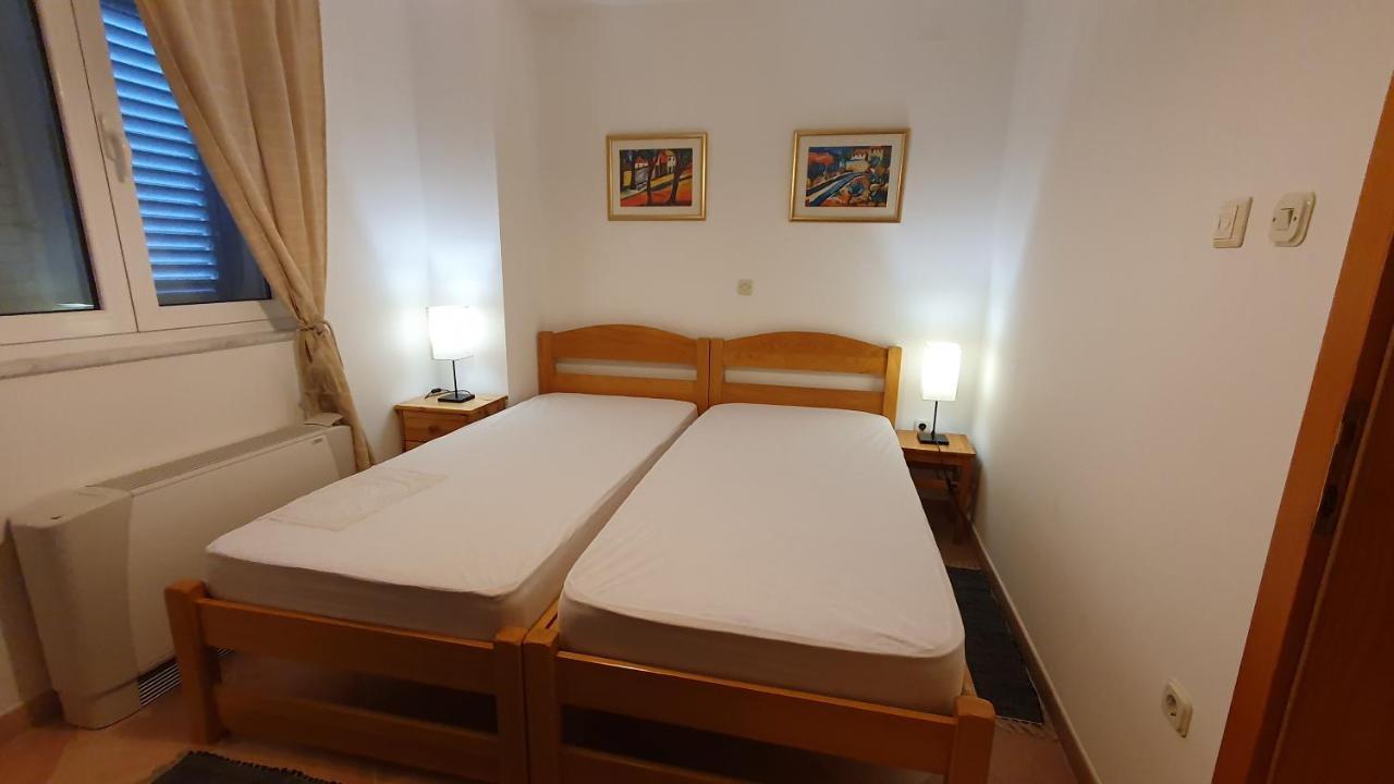 Sea Side Apartments 4* 노비비노돌스키 외부 사진